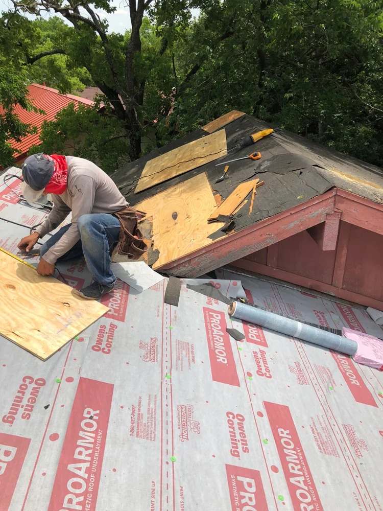 residential roofer austin